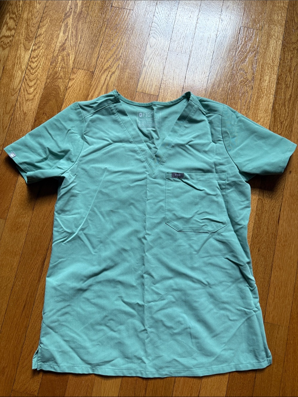 FIGS limited edition jade Catarina scrub top size small